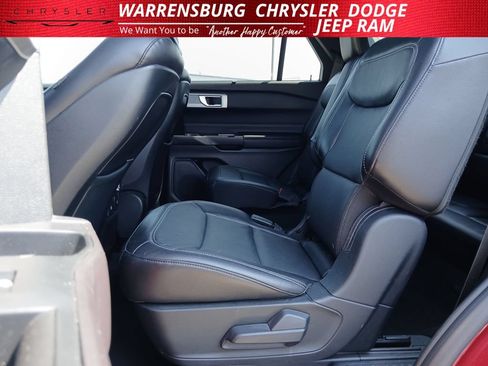 Used 2020 Ford Explorer Limited w/ Class III Trailer Tow Package AWD/4WD image 12