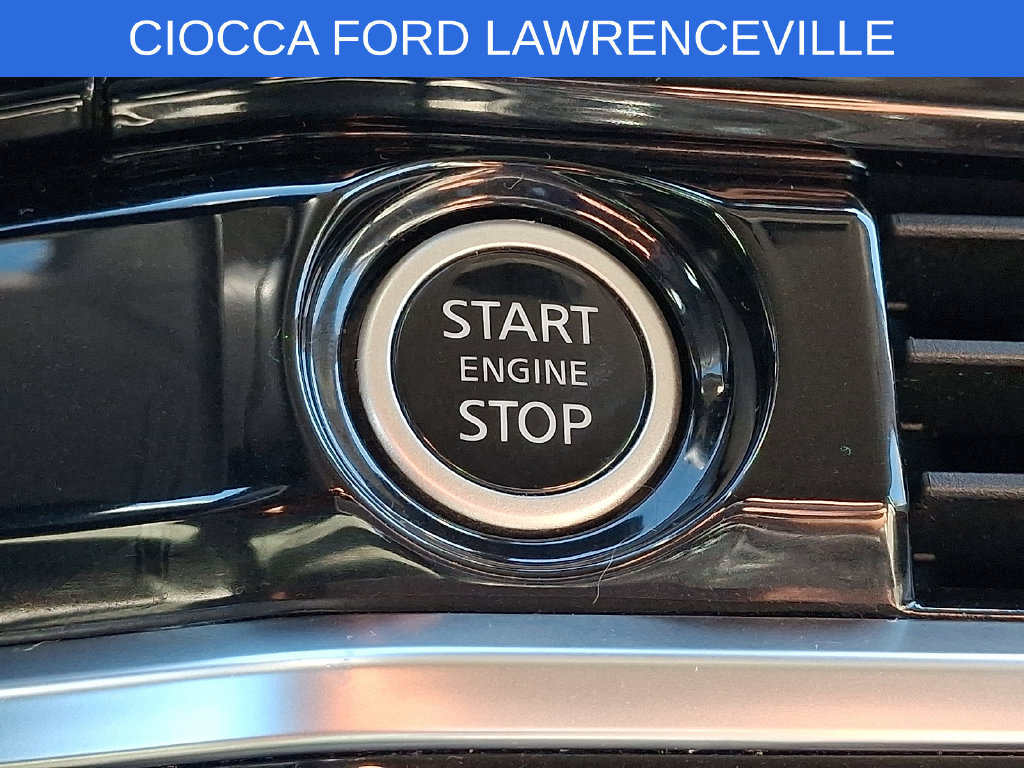 Used 2023 Nissan Pathfinder SL AWD/4WD image 28
