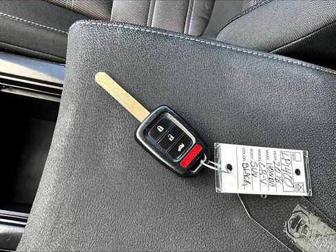 Used 2018 Honda CR-V LX image 10