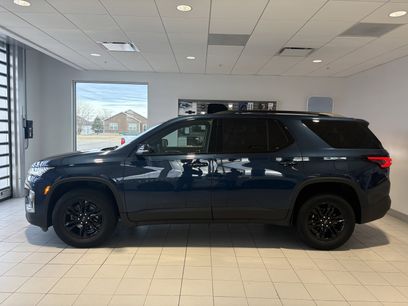 Used 2023 Chevrolet Traverse LT