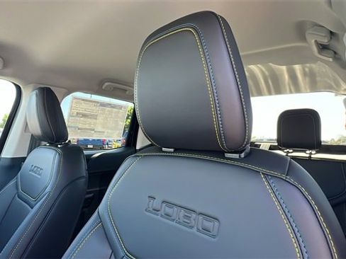 New 2025 Ford Maverick Lobo image 22