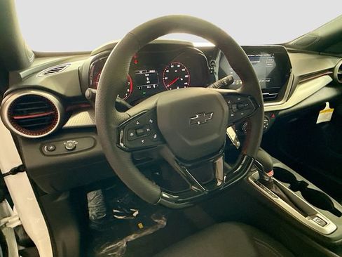 New 2026 Chevrolet Trax RS w/ Sunroof Package FWD image 11