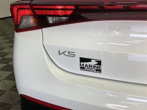 Used 2023 Kia K5 LXS image 35