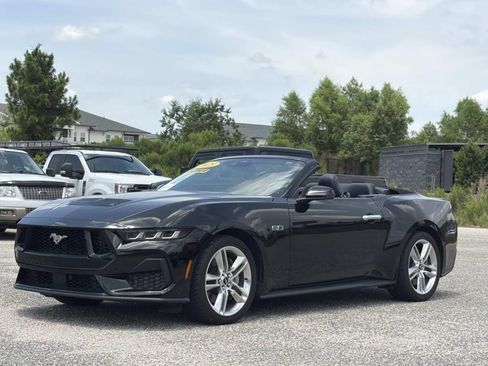 Certified 2025 Ford Mustang GT Premium RWD image 3