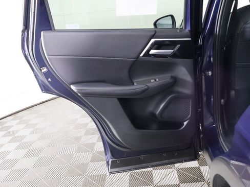 Used 2024 Mitsubishi Outlander SE image 27