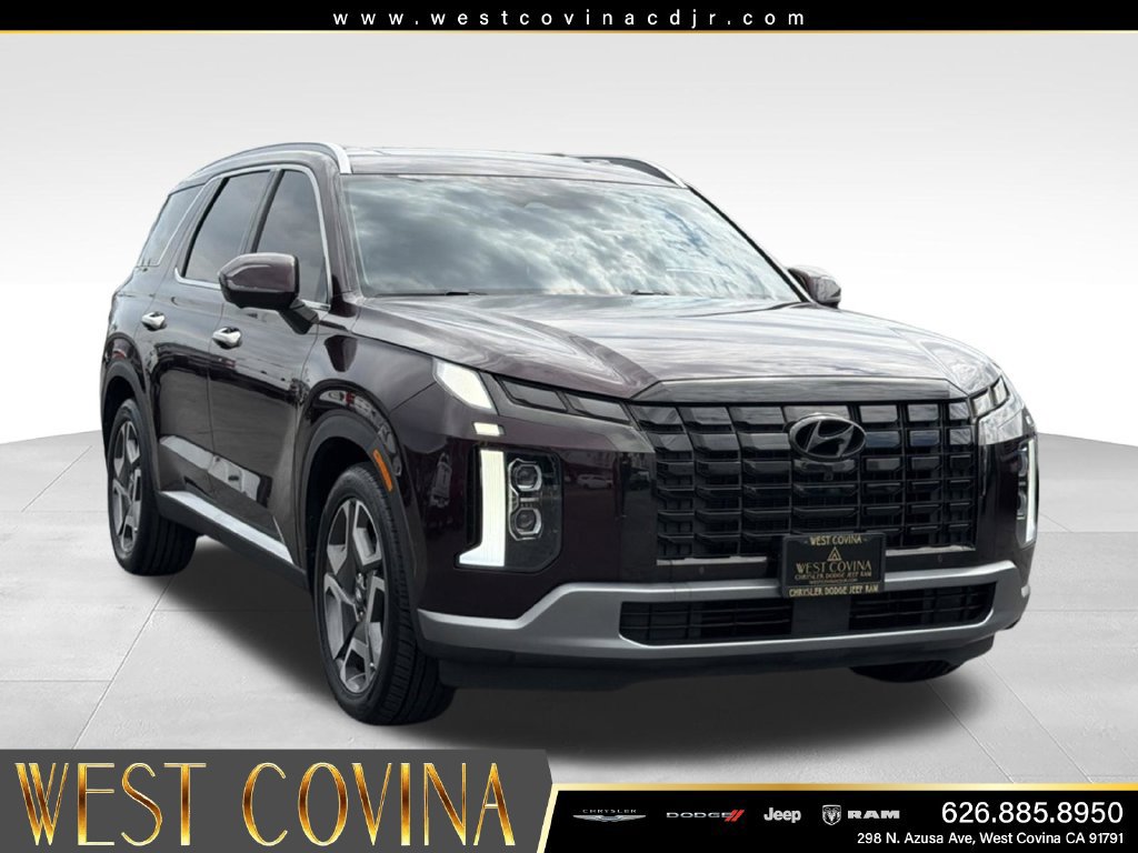 Used 2023 Hyundai Palisade Limited FWD image 2