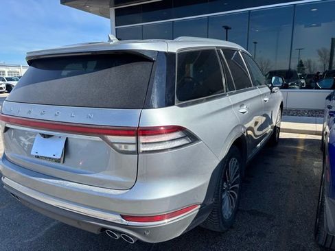 Used 2020 Lincoln Aviator Reserve w/ Equipment Group 201A image 9