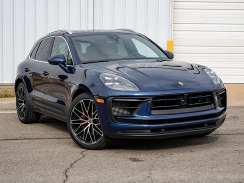 New 2026 Porsche Macan S image 8