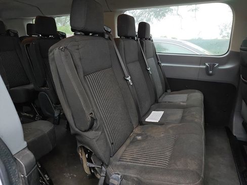 Used 2019 Ford Transit 350 XLT RWD image 5