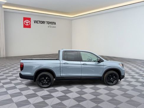 Used 2023 Honda Ridgeline Black Edition image 2