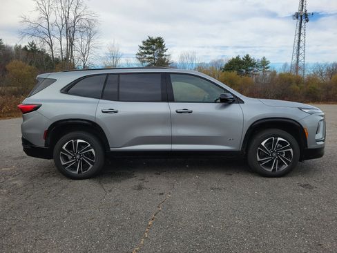 New 2026 Buick Enclave Sport Touring w/ Power Package AWD/4WD image 8