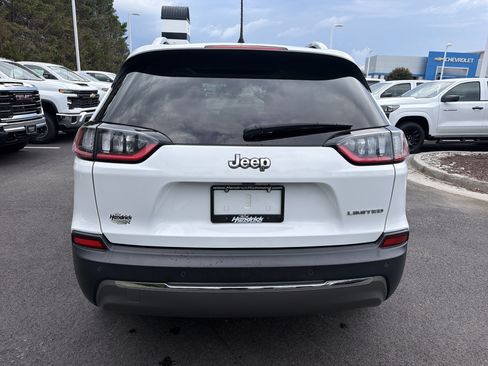 Used 2020 Jeep Cherokee Limited w/ Technology Group FWD image 9
