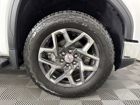 New 2026 GMC Sierra 1500 SLT w/ SLT Premium Plus Package image 10