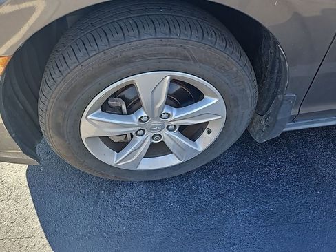 Used 2019 Honda Odyssey EX-L image 9