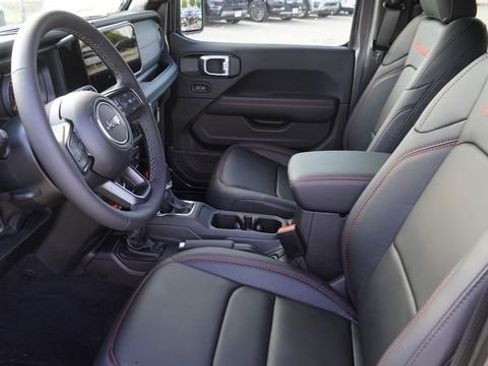 New 2026 Jeep Wrangler Unlimited Rubicon AWD/4WD image 18