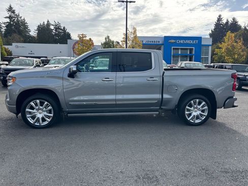 Certified 2024 Chevrolet Silverado 1500 High Country image 8