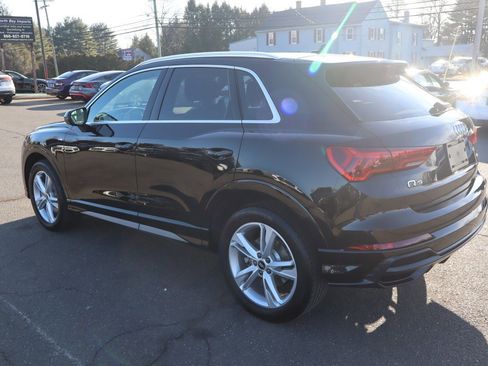 Used 2022 Audi Q3 2.0T Premium w/ Convenience Package image 8