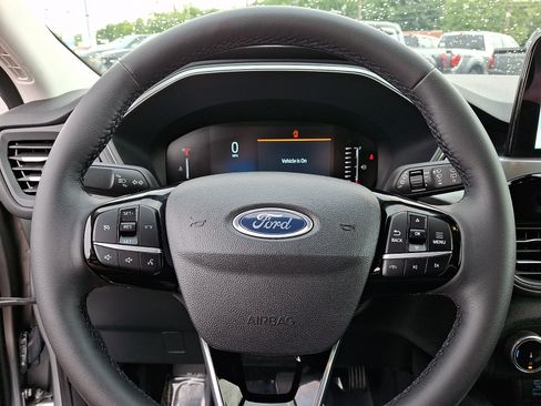 Certified 2023 Ford Escape Active AWD/4WD image 21