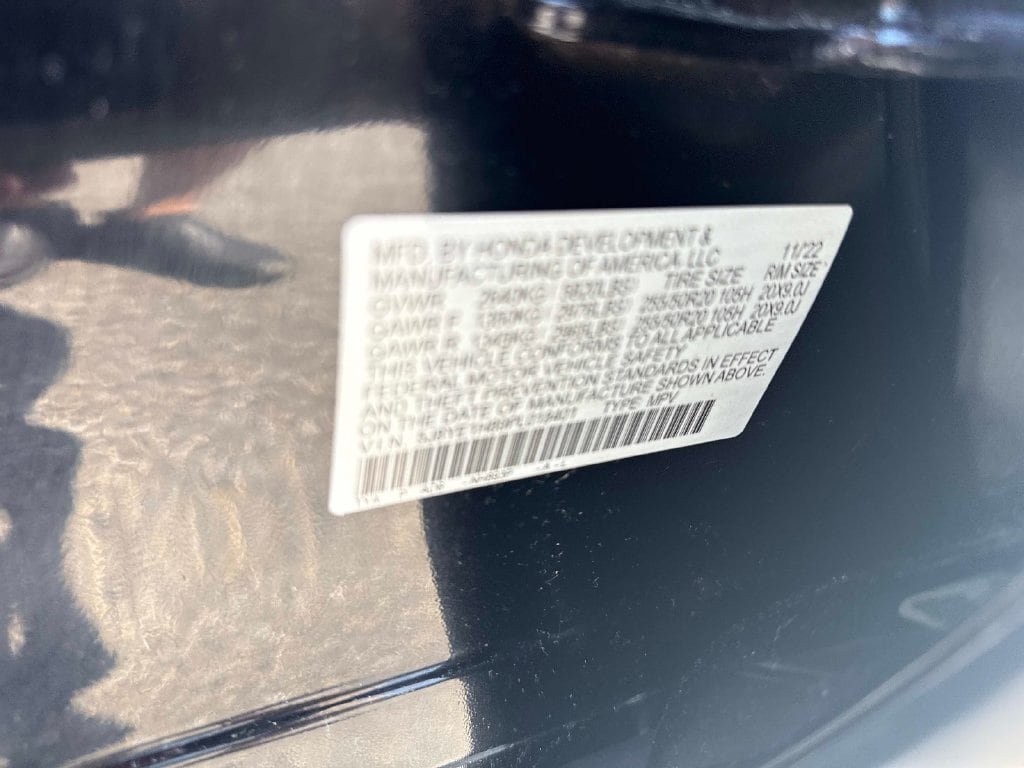 Used 2023 Acura MDX w/ Advance Package AWD/4WD image 24