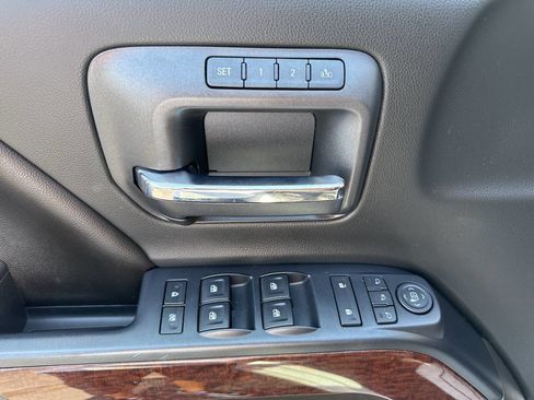 Used 2017 GMC Sierra 1500 SLT image 17