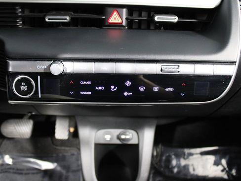 Used 2023 Hyundai Ioniq 5 SE image 18