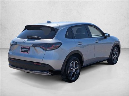 Used 2024 Honda HR-V EX-L image 5