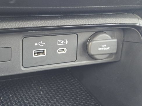 Used 2023 Honda CR-V EX image 8