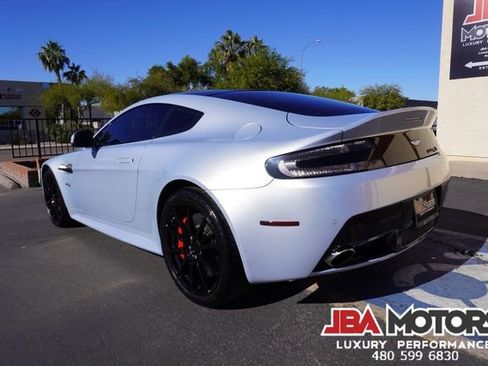 Used 2015 Aston Martin V12 Vantage S image 27