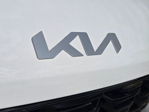New 2026 Kia Sorento S FWD image 5