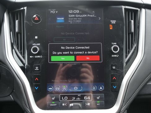 Used 2025 Subaru Outback Premium AWD/4WD image 23