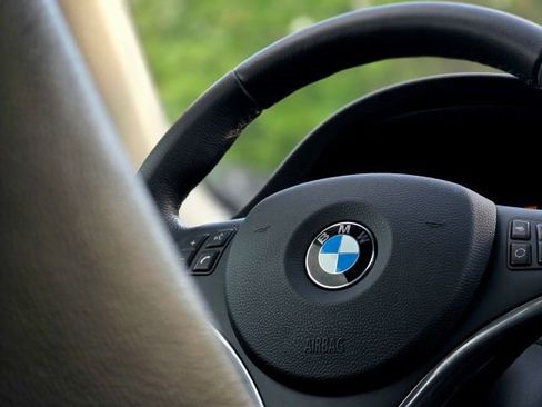 Used 2007 BMW 328xi Coupe image 13