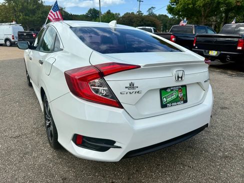 Used 2016 Honda Civic Touring image 3