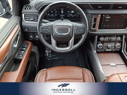 Used 2024 GMC Yukon XL Denali Ultimate image 16