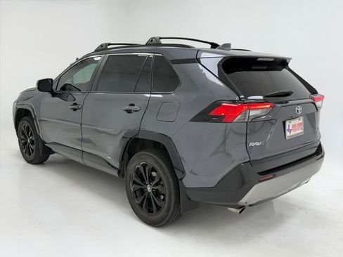 Used 2023 Toyota RAV4 SE AWD/4WD image 17