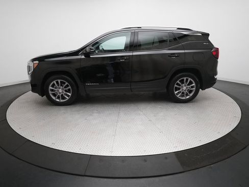 Used 2022 GMC Terrain SLT image 24