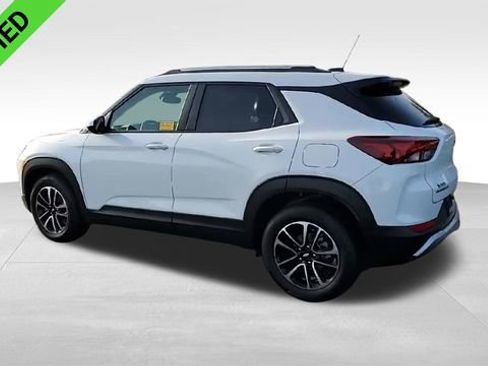 Certified 2025 Chevrolet TrailBlazer LT w/ Convenience Package image 7