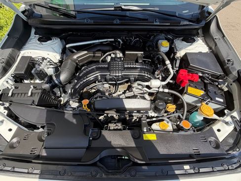 Used 2024 Subaru Crosstrek 2.0i AWD/4WD image 7