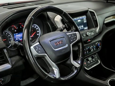Used 2019 GMC Terrain SLE w/ Driver Convenience Package image 14