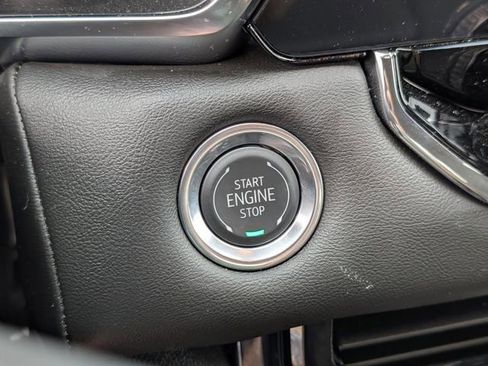 New 2026 GMC Canyon Elevation w/ Convenience Package image 24