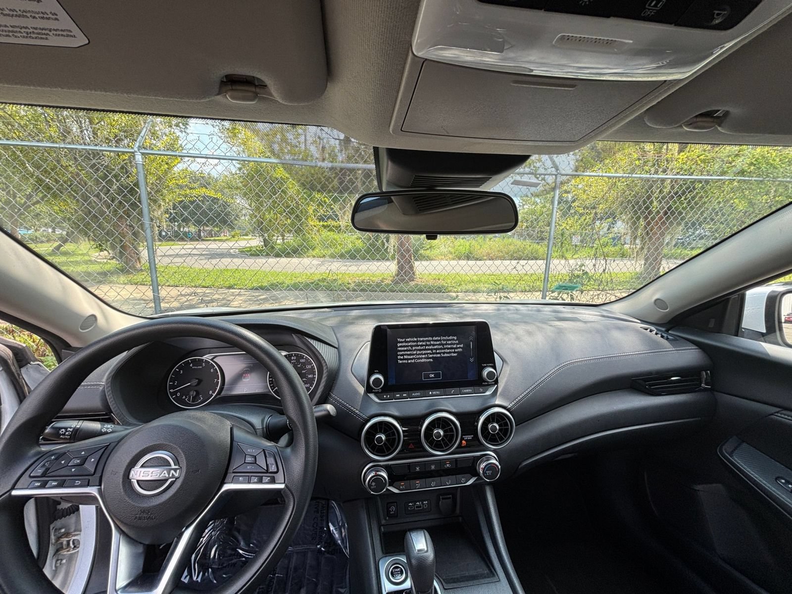 Used 2025 Nissan Sentra SV FWD image 30