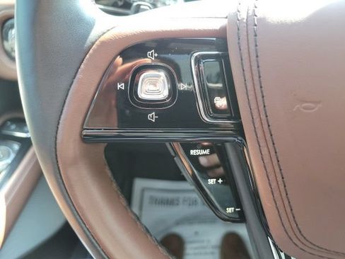 Certified 2025 Lincoln Aviator Reserve w/ Equipment Group 201A AWD/4WD image 35