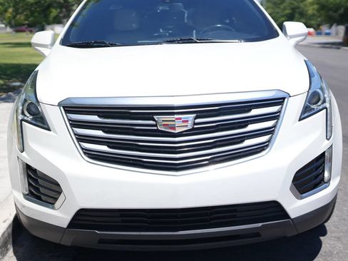 Used 2017 Cadillac XT5 FWD w/ LPO, Wheel Lock Package image 19
