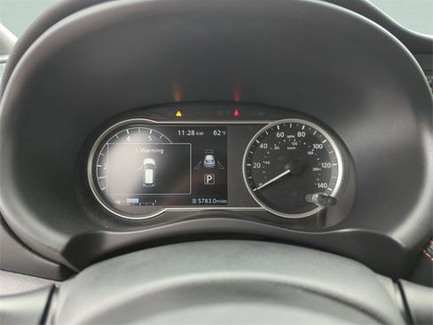 Certified 2019 Nissan Kicks SR w/ SR Premium Package image 41