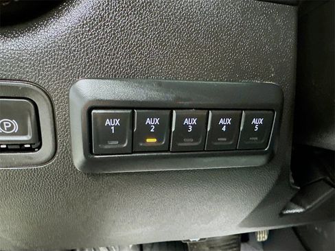 Used 2022 GMC Sierra 2500 AT4 w/ AT4 Preferred Package image 37