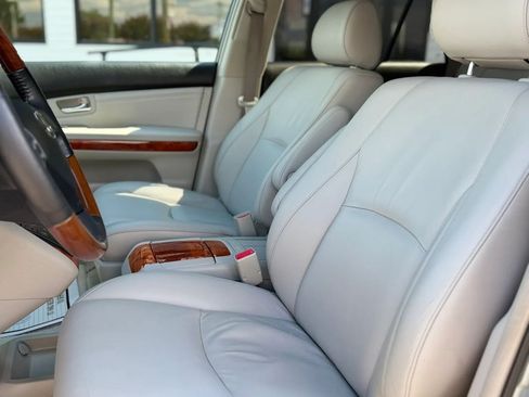 Used 2004 Lexus RX 330 FWD image 11