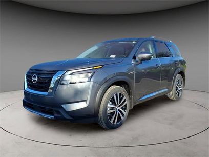 New 2025 Nissan Pathfinder Platinum