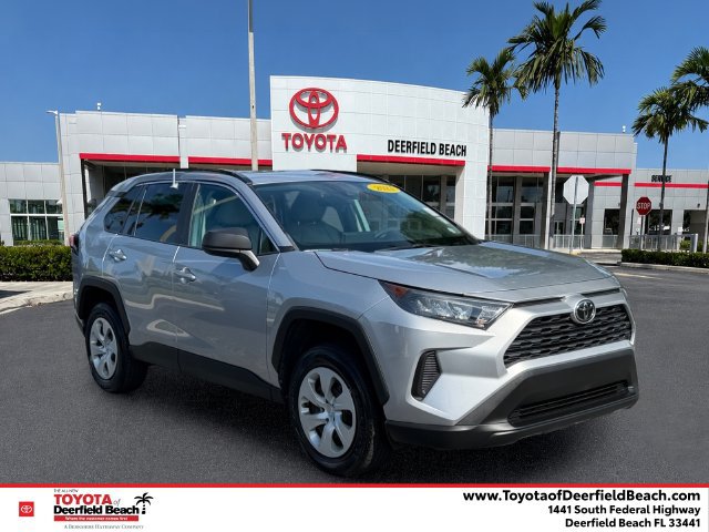 Used 2021 Toyota RAV4 LE FWD image 1