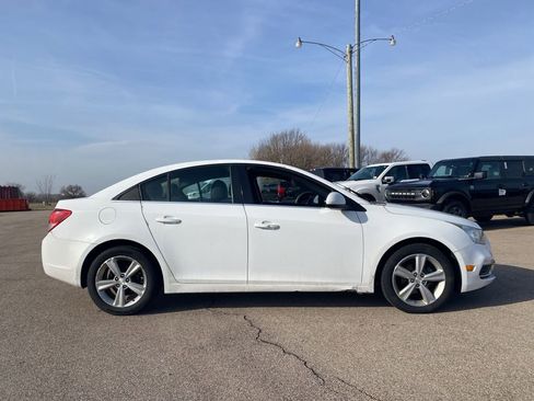 Used 2015 Chevrolet Cruze LT image 4
