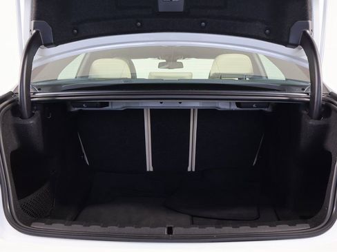 Used 2025 BMW 330i Sedan w/ Premium Package image 14