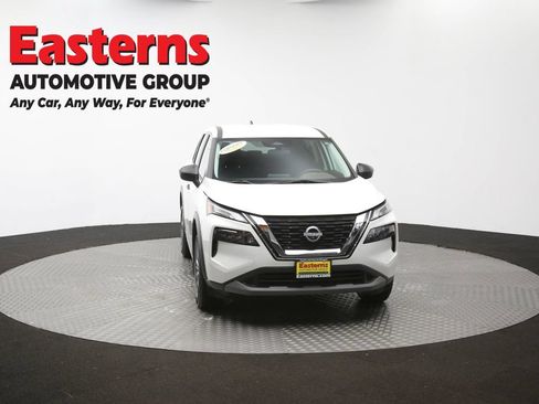 Used 2023 Nissan Rogue S AWD/4WD image 53